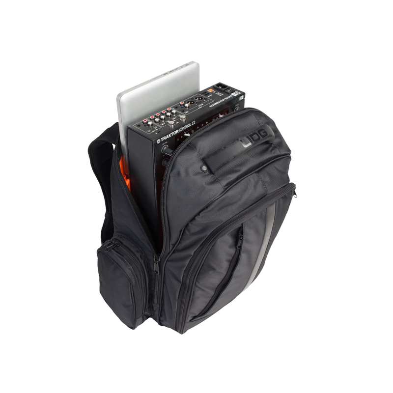 UDG Ultimate Backpack Black/Orange Inside - Image 5