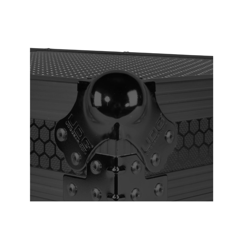 UDG Ultimate Flight Case Multi Format Turntable MK2 Plus (Trolley & Wheels), Black - Image 13